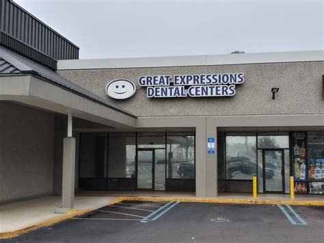 Great expressions dental centers near me - Office practices may vary and patients should contact the dental office for treatment and service issues. ADG, LLC, provides administrative and business support services and licenses the Great Expressions Dental Centers ® brand name to independently owned and operated dental practices. ADG does not own or operate dental practices, or employ ... 